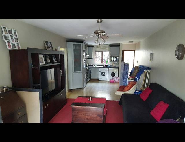 2 BEDROOM SIMPLEX SOLD IN COWIES HILL